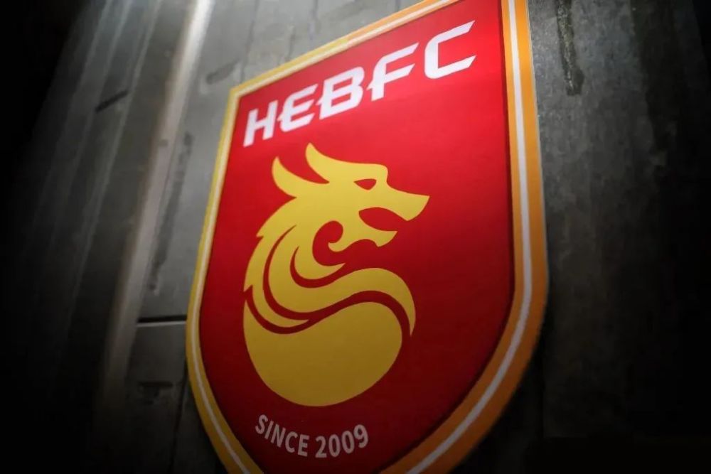 白丝班长被我c了